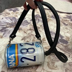 License plate Barrel pocket book